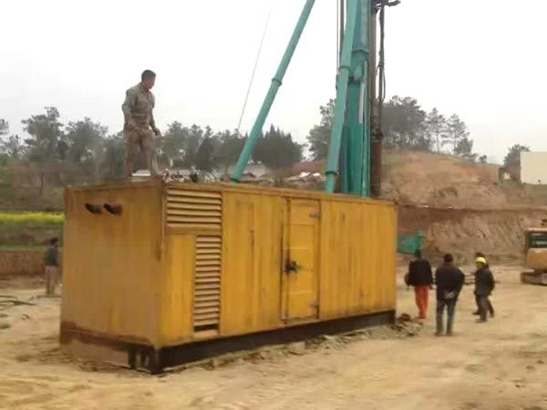 东洲如何判断水冷式机油散热器密封件是否需要更换？